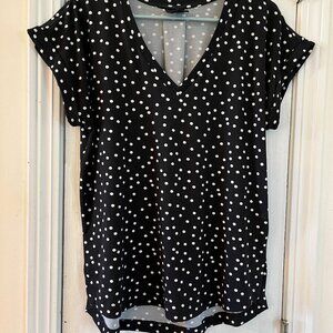 Bobeau Dotted Top